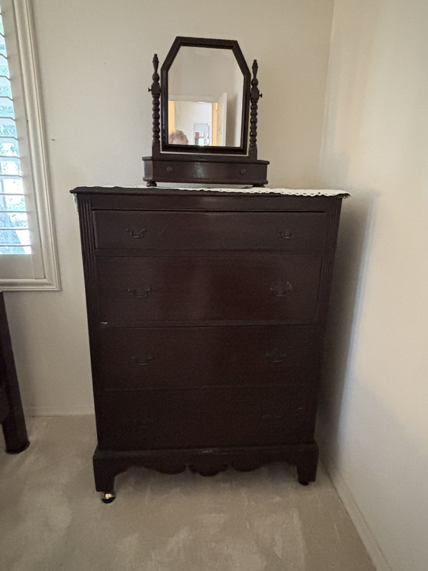 Vintage Or Antique Bureau Or Dresser With Removable Top Mirror