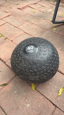 40 lb slam ball