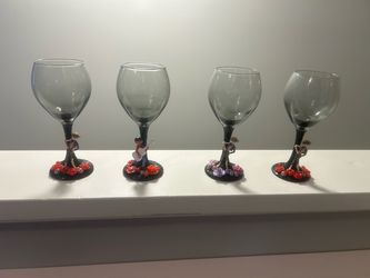 Wine  smoke glass