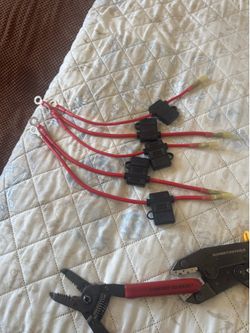 10. Gauge in line fuse with Ring terminal and butt connector heat wrinkle.