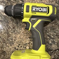 Ryobi Electric Drill Set with Drill Bits