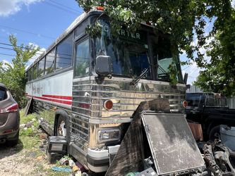 1995 MCI Bus