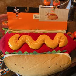 Medium dog hot dog costume