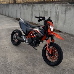 2021 KTM SMCR 690 / Fully Serviced!