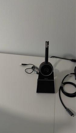 Complete Office Computer Equipment Bundle – Dell Monitors, Jabra Headset & Accessories