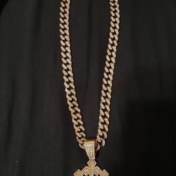 Silver Plated Cuban Link w 3 Cross Pendant