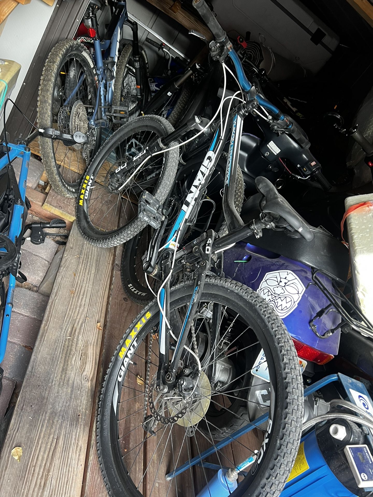 Giant Mountain Bike