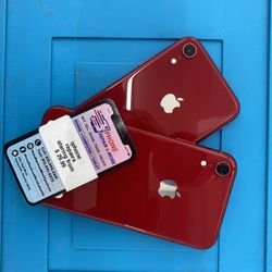 I Phone Xr 64 GB Unlocked With 30 Days Warranty 