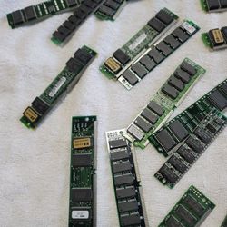 Scrap Silver Memory 2 Pounds. 65 Pieces
