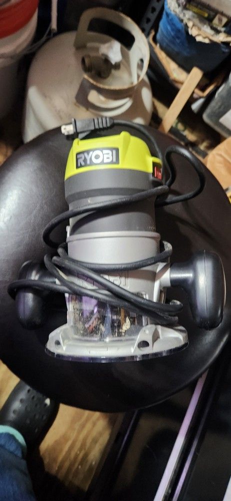Ryobi Router