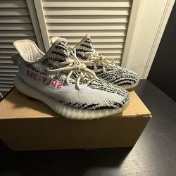 Yeezy Boost 350 V2 “Zebra” – Size 10