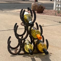 Horseshoe wine holder trailer camper tow hitch holder Horse Shoe Wine decoration