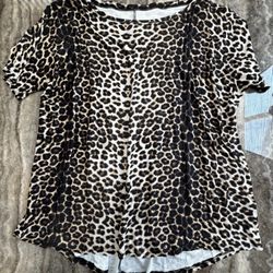 Pre-Owned 2XL Leopard Print Short Sleeve Long Shirt/Top- Animal Print