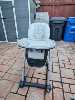 Graco high chair 6 in 1