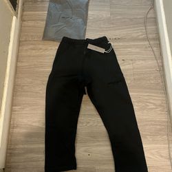 ESSENTIAL SWEATPANTS BLACK