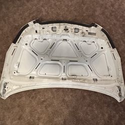 Chevrolet Cruze 2012  Hood