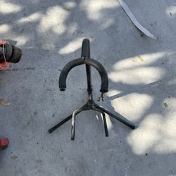 guitar stand