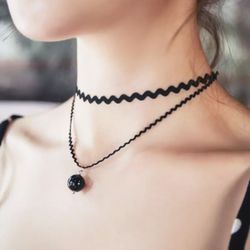 New Women’s Black Necklace 