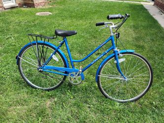 Schwinn Collegiate Bike