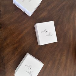 Apple AirPods Pro 3 – Like New 🔥 Noise Canceling