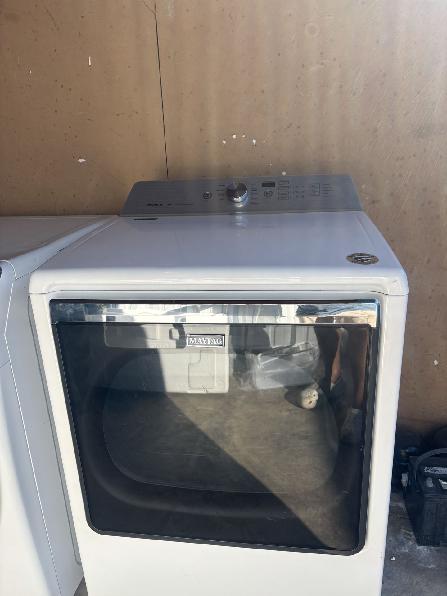 Maytag Electric Dryer MEDB835DW4 – 8.8 cu. ft. Extra Large Capacity