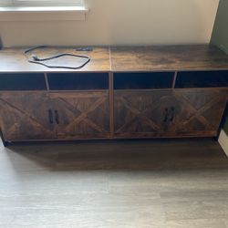 Litter Box Cabinet With Plug Ins
