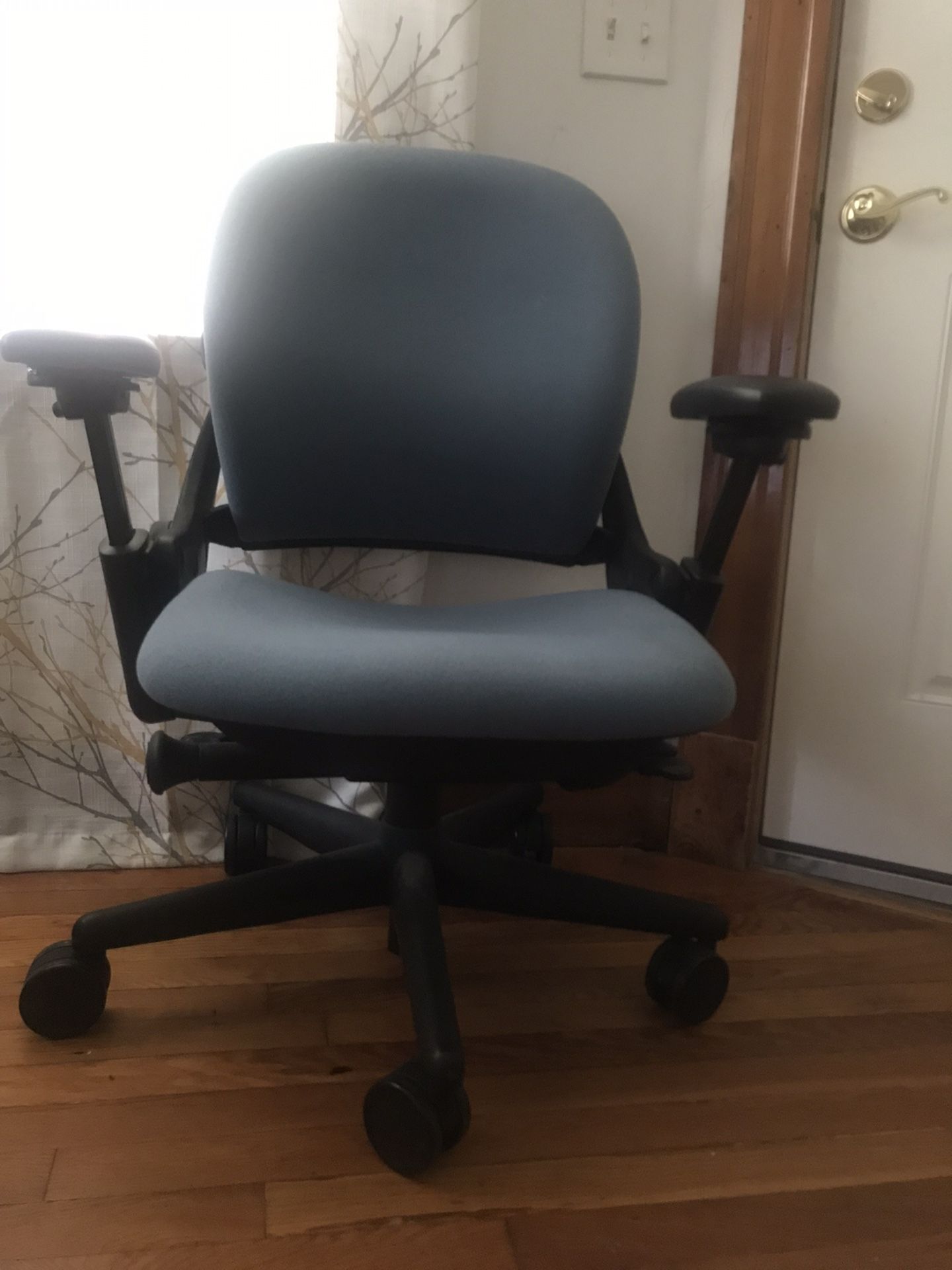 Steelcase Office Chair Height And Back Adjustable