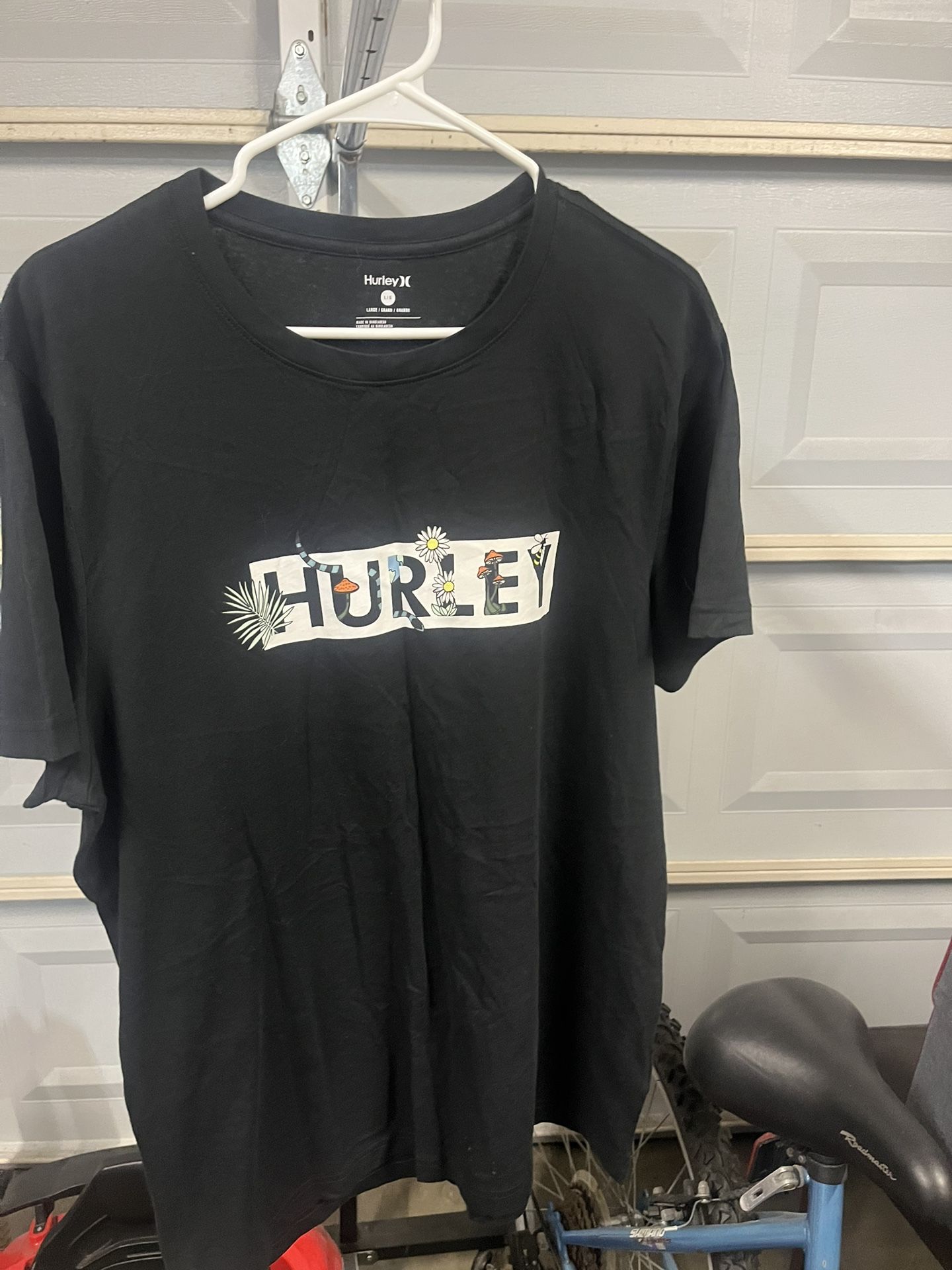 Men’s HURLEY Black T Shirt Brand New Never Worn