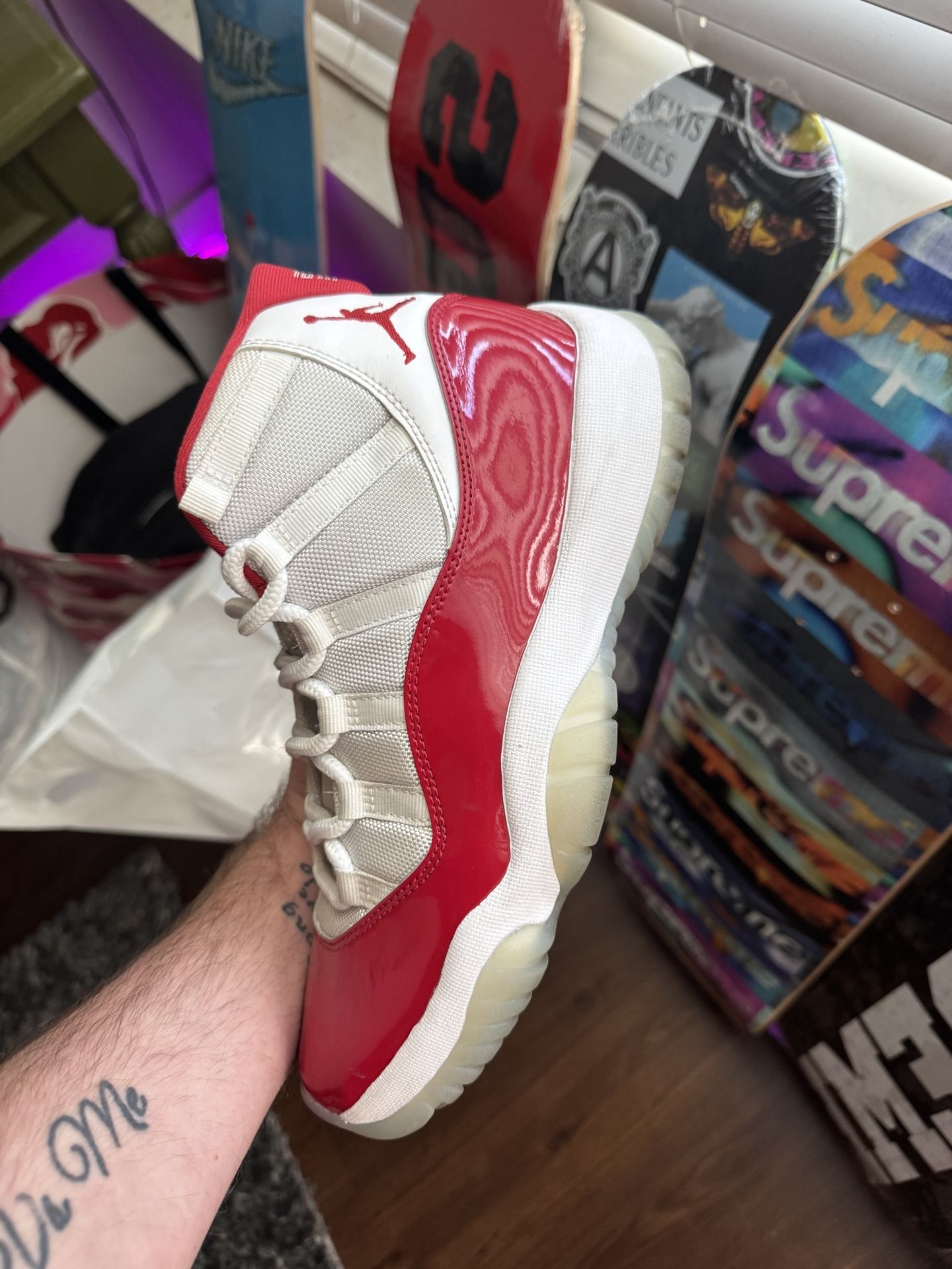 Jordan 11 Cherry