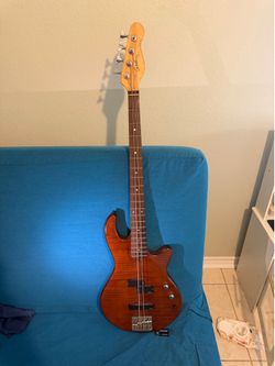 Goding freeway bass guitar