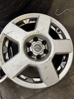 OEM Nissan 16" Rims 6 Lug Pattern