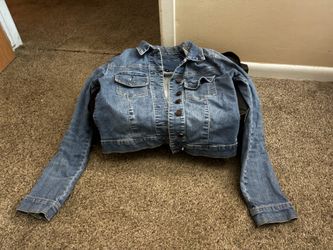 Jean jacket size small