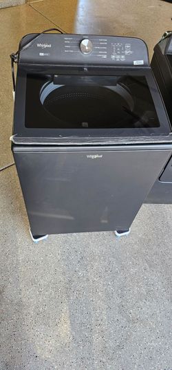 Matching whirlpool washer/dryer set