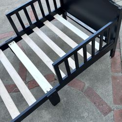 Toddler Bed Frame 