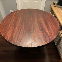 Round Table And 4 Chairs