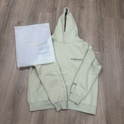 1:1 Essientiel Hoodie