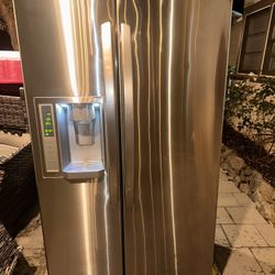LG Refrigerator 
