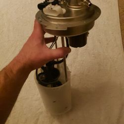 Fuel Pump Housing/assembly Express/Savana