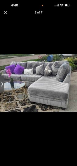 Furniture of America Sheryl Gray Sectional + Matching Swivel Cuddle Chair