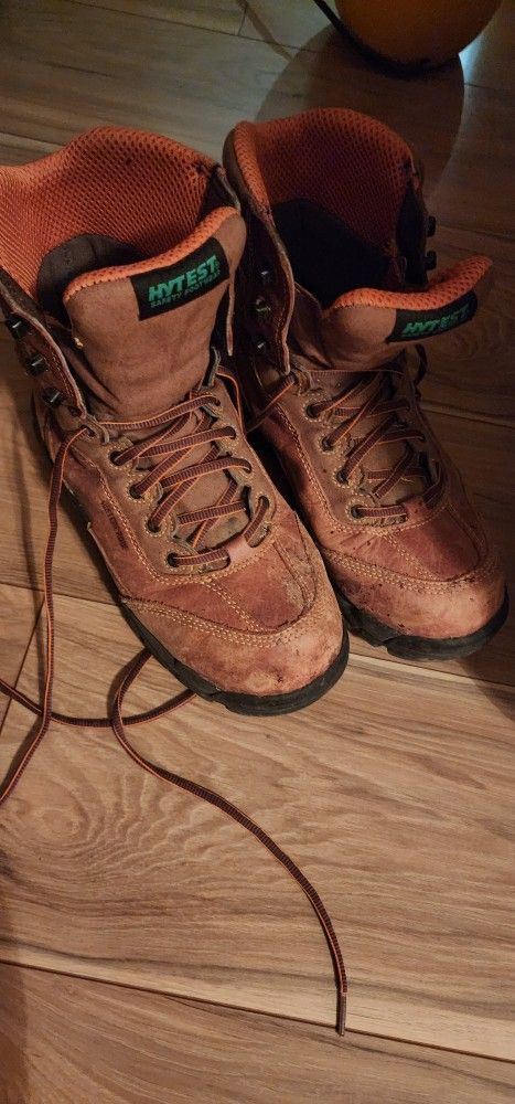 Waterproof Steel Toe Work Boots!