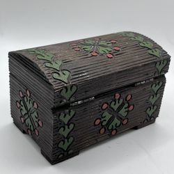 Vintage Polish folk art carved Wooden Trinket Box Floral  3.5" Hinged