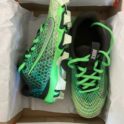 Youth Football Cleats