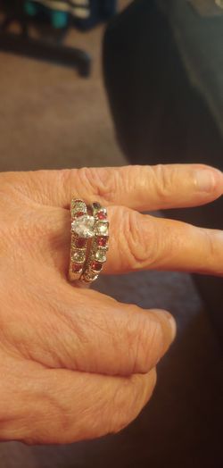 Beautiful Ruby And Cubic Ring.