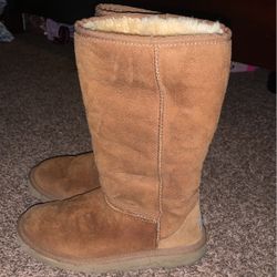 Ugg Boots Size 4