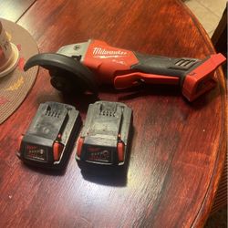 Milwaukee Fuel M18 grinder with paddle switch, new only used a couple Of times.