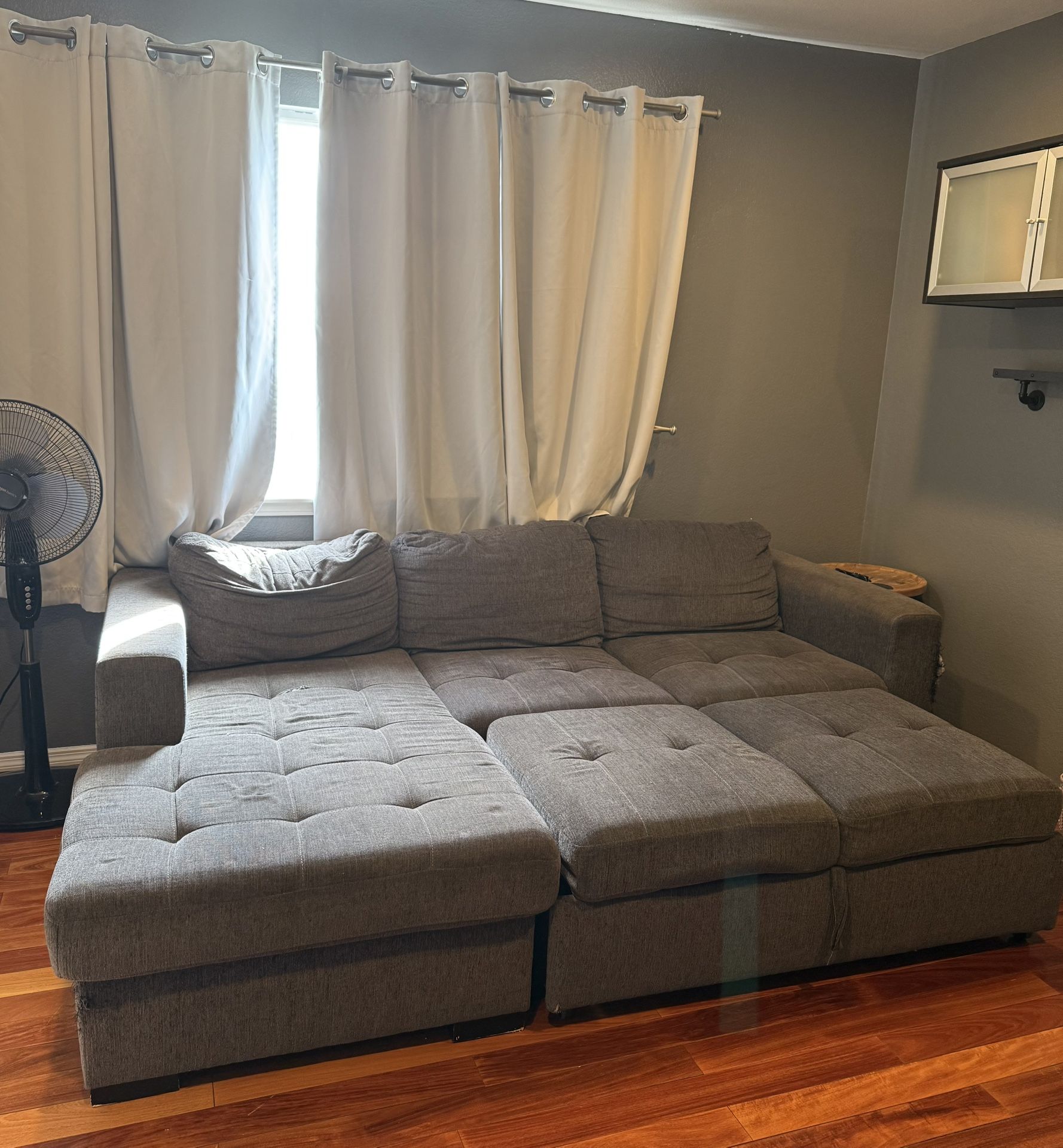 Free Couch 