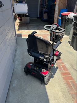 Drive scooter