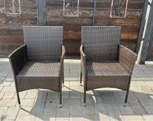 $10 EACH – Outdoor Wicker Patio Chairs – Great Condition