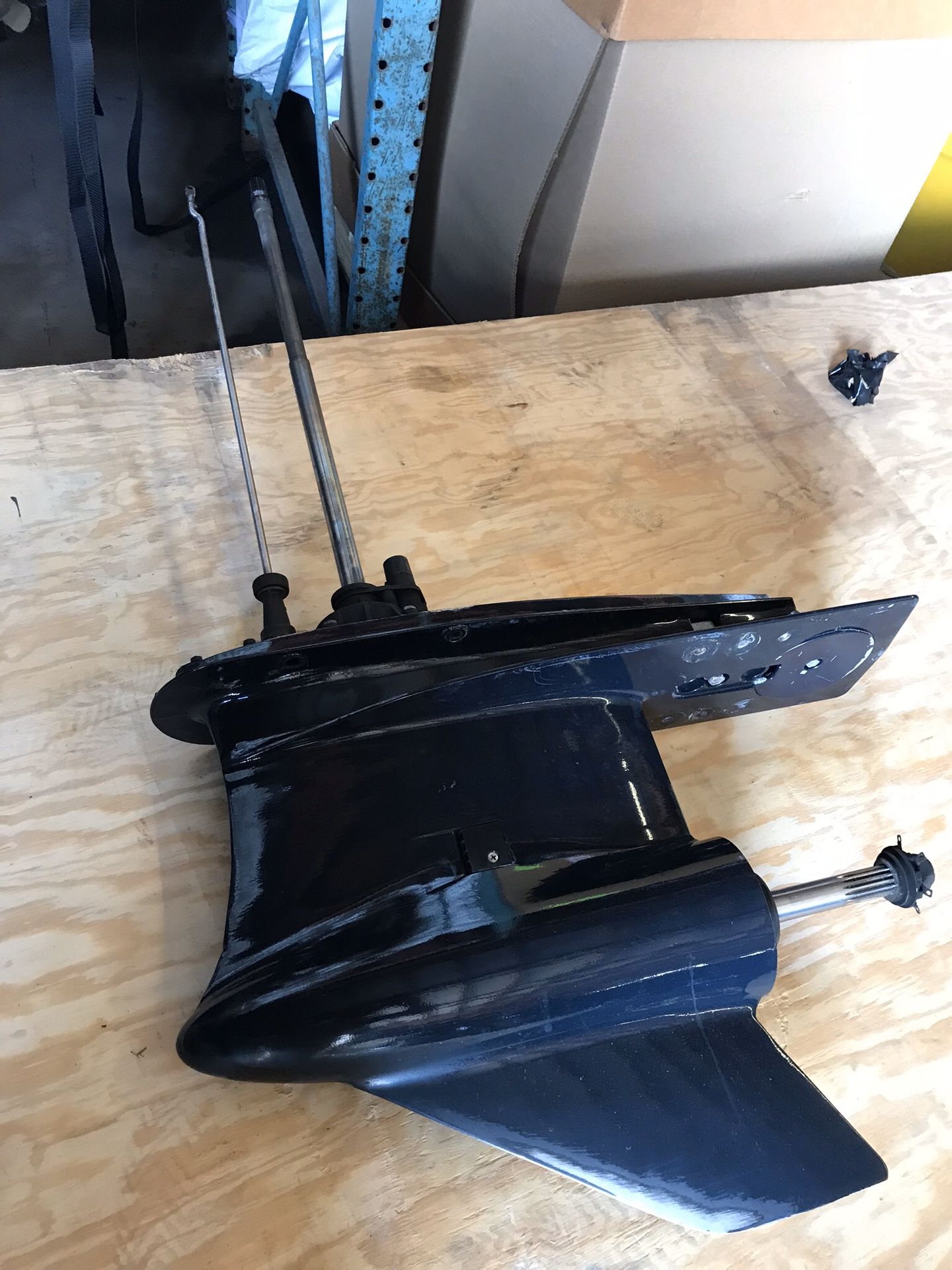 Photo Evinrude Gear Case for 225 hp for sale