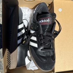 Adidas Sambas
